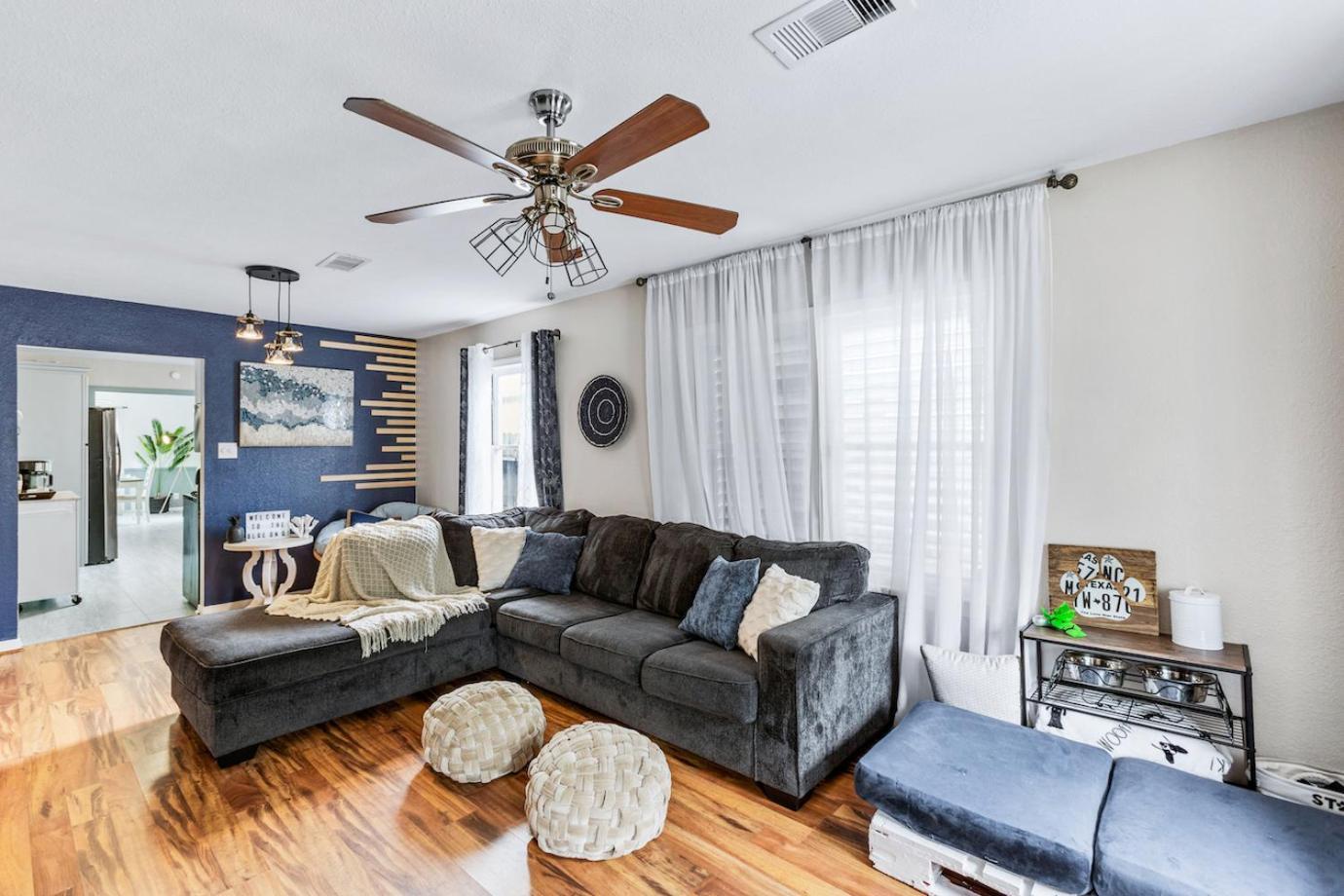 The Blue Oasis With Handicap Ramp Access Dog Friendly & Cowboy Pool Galveston Exterior foto