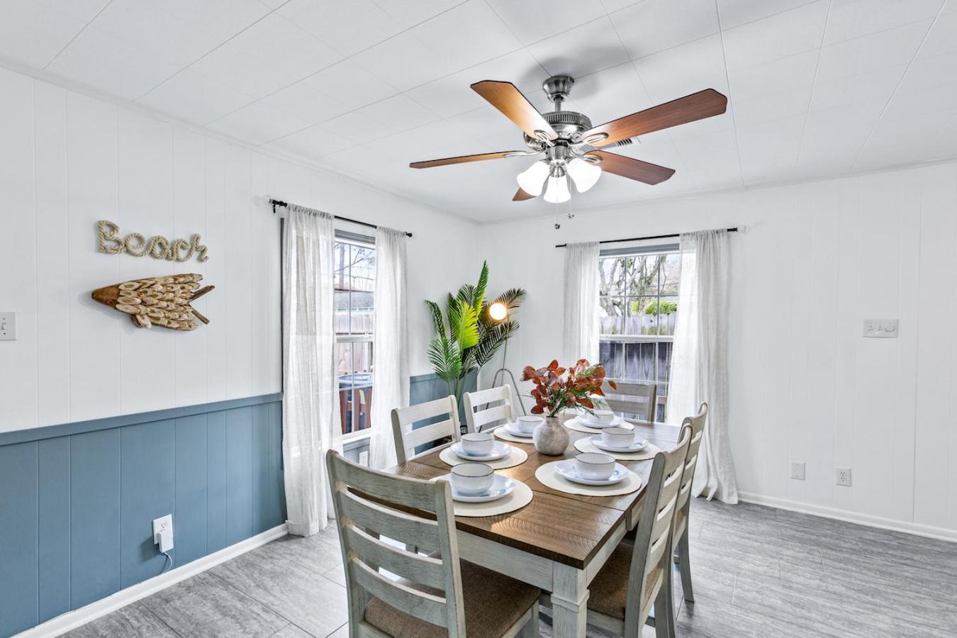 The Blue Oasis With Handicap Ramp Access Dog Friendly & Cowboy Pool Galveston Exterior foto